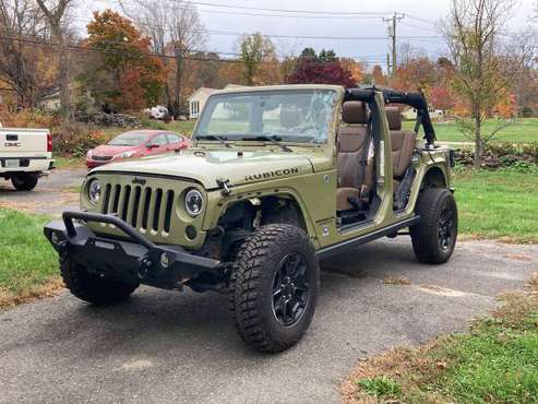 2013 Jeep Wrangler Unlimited Rubicon 4dr Commando Green / Saddle 6... for sale in Waterbury, MA