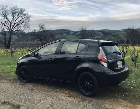 Toyota Prius c (black) for sale in Cloverdale, CA