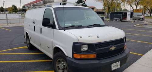 2009 Chevrolet Express 3500 for sale in Mount Prospect, IL