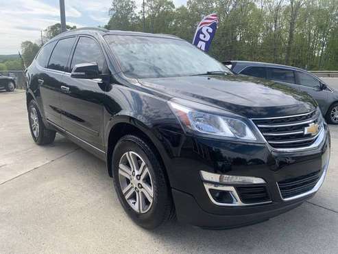 2016 Chevrolet Traverse LT 3rd Row Leather SUV Rear captains chairs for sale in Cleveland, TN
