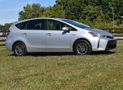 2016 Toyota Prius v Two FWD for sale in Frankfort, KY