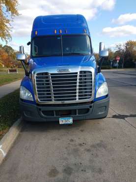 semi truck for sale in Minneapolis, MN