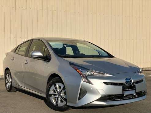 2017 toyota prius fully loaded 2 for sale in Sacramento , CA