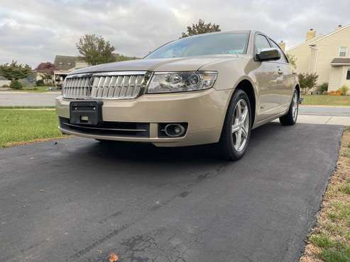 2008 Lincoln MKZ AWD Luxury Sedan - 85K - Clean Title - Beautiful Car for sale in Lancaster, PA