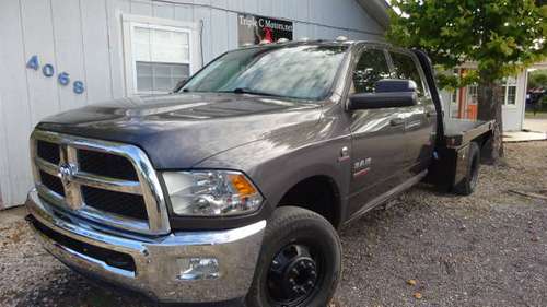 16 RAM 3500 CREW FLATBED 4X4 - cars & trucks - by dealer - vehicle... for sale in Round Rock, TX