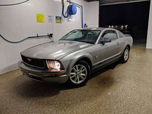 2009 Mustang Premium V6 (No Rust) for sale in Monticello, IL