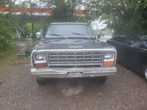 1983 Dodge D150 long bed for sale in Clarksville, TN