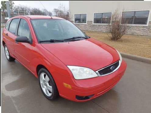 2007 Ford Focus hatchback good car for cheap! - - by for sale in Tulsa, OK