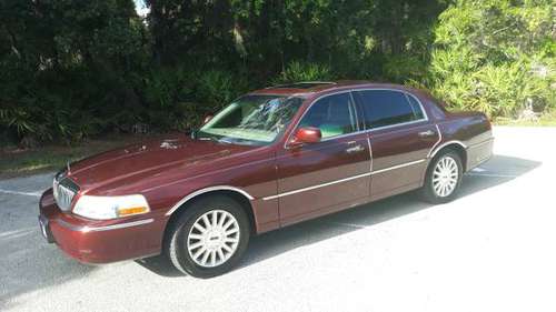 2004 Lincoln Town car Ultimate 42k miles for sale in Seminole, FL