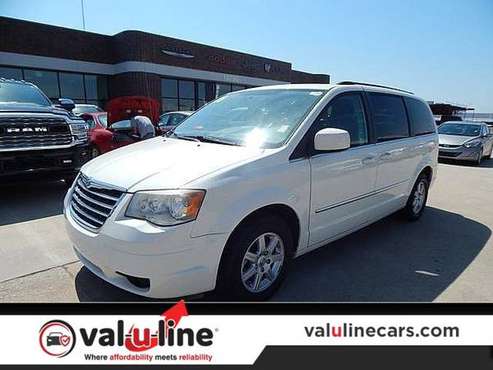 2010 Chrysler Town & Country STONE Call Now..Priced to go! for sale in Edmond, OK