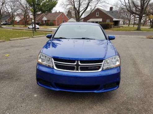 2012 DODGE AVENGER SXT WITH NAVIGATION SYSTEM VERY CLEAN & LOW MILS... for sale in Dearborn, MI