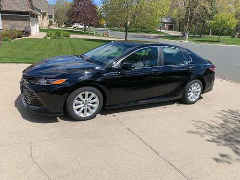2018 Toyota Camry Midnight Black Metallic for sale in Circle Pines, MN