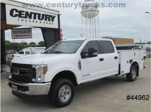 2019 Ford F250 Crew Cab White BEST DEAL ONLINE for sale in Grand Prairie, TX