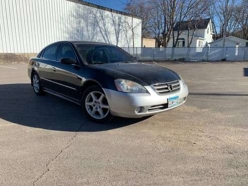 02 Nissan Altima 5 speed - cars & trucks - by owner - vehicle... for sale in Mankato, MN