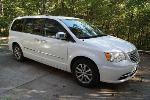 2014 Chrysler Town & Country 30th Anniversary for sale in Holts Summit, MO
