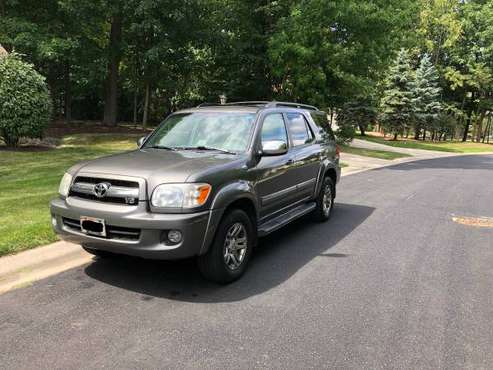 2007 Toyota Sequoia Limited for sale in Menomonee Falls, WI