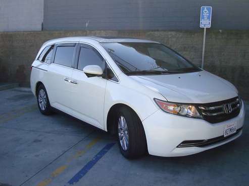 2016 Honda Odyssey EXL 8 passengers 4dr minivan-low miles - cars & for sale in North Hollywood, CA