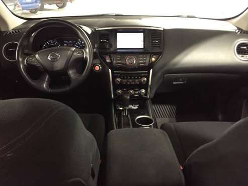 2014 Nissan Pathfinder SV 4WD for sale in Manchester, VT