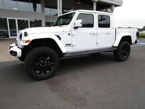 2021 Lifted Jeep Gladiator - - by dealer - vehicle for sale in Cottage Grove, OR