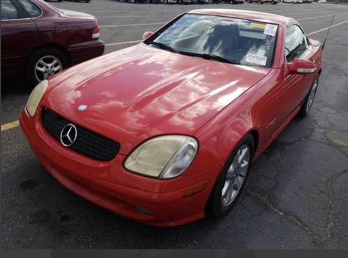 2003 MERCEDES SLK 230 RED!! EX COND AND REDUCED!! for sale in Christiansburg, VA