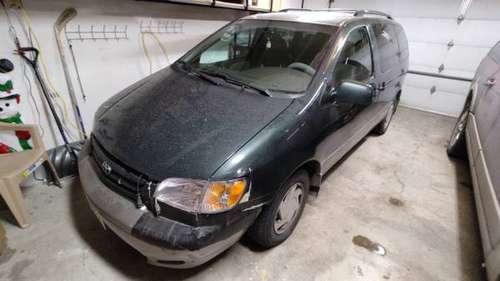2001 Toyota Sienna XLE for sale in Anchorage, AK