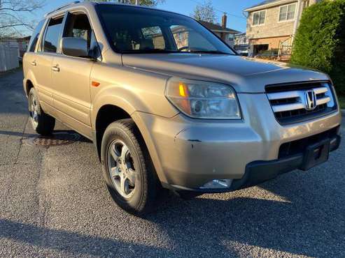 2006 HONDA PILOT EXL 3rd Row - cars & trucks - by dealer - vehicle... for sale in Island Park, NY