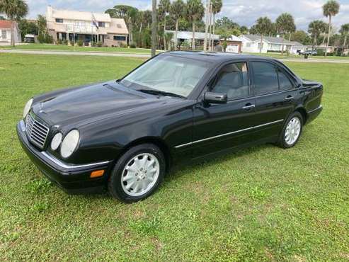 Mercedes E320 1999 Driven 82K M 3500 miles a year Unreal Condition! for sale in Ormond Beach, FL