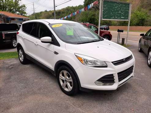 2016 Ford Escape SE - - by dealer - vehicle automotive for sale in Gatlinburg, TN