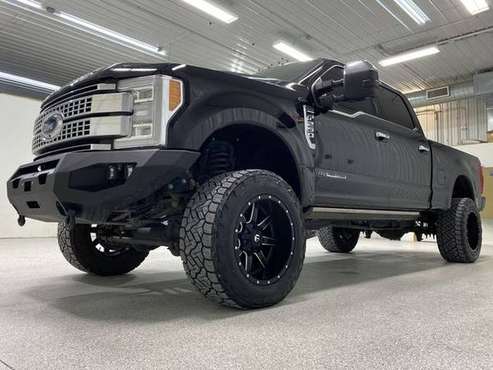 2018 Ford F250 Super Duty Crew Cab - Small Town & Family Owned! for sale in Wahoo, NE
