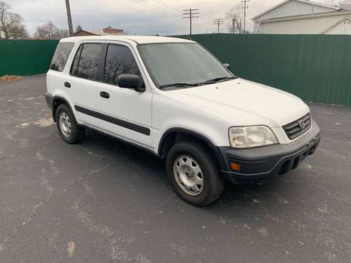 2001 Honda CR-V 4wd - cars & trucks - by owner - vehicle automotive... for sale in Montrose, MI