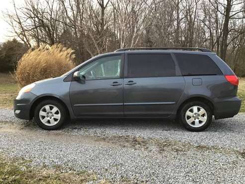 2007 Toyota Sienna for sale in IL