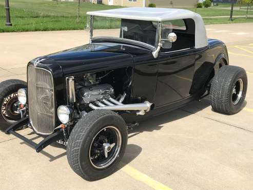 Beautiful 1932 Ford Roadster with Removable Hardtop for sale in Allen, TX
