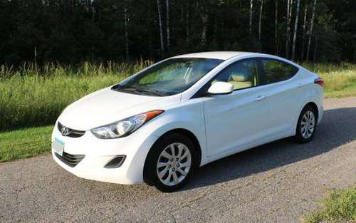 Hyundai Elantra gets 40 mpg - 3k miles on new engine! for sale in Saint Paul, MN