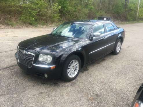 2010 CHRYSLER 300 LIMITED - - by dealer - vehicle for sale in Dimondale, MI