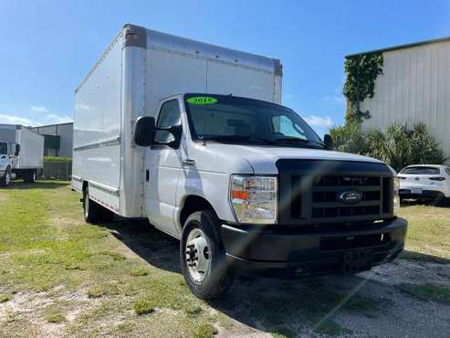 Commercial Trucks-2018 Ford E-350 - 16 Cutaway-120k miles - cars & for sale in Palmetto, FL