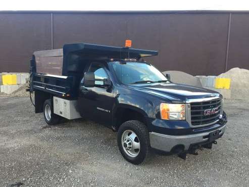 2008 GMC 3500 Dump Truck for sale in Cleveland, OH