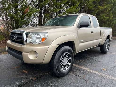 2006 Toyota Tacoma SR5 4x4 - - by dealer - vehicle for sale in Lenoir, NC