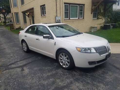 2011 Lincoln MKZ AWD Loaded! for sale in milwaukee, WI