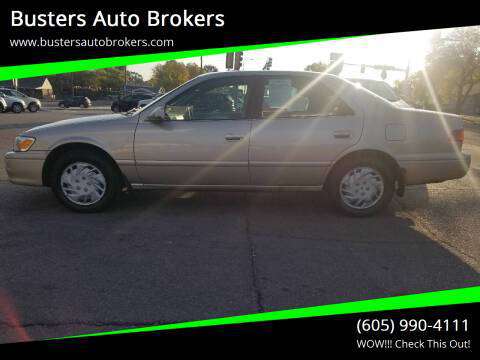 WOW!!! 2000 Toyota Camry LE - cars & trucks - by dealer - vehicle... for sale in Mitchell, SD