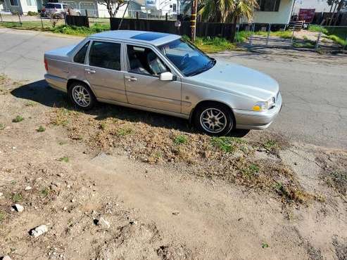 2000 Volvo clean title smog registered - - by dealer for sale in Sutter, CA