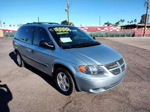 2005 Dodge Caravan 4dr SXT FREE CARFAX ON EVERY VEHICLE - cars & for sale in Glendale, AZ