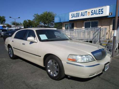 2003 Lincoln Town Car CARTIER - SUNROOF - LEATHER AND HEATED SEATS -... for sale in Sacramento , CA