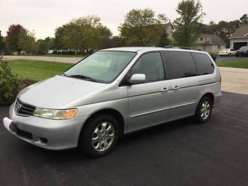 2004 Honda Odyssey EX-L One owner * DVD* deluxe*leather* CD*Cassette* for sale in McHenry, IL