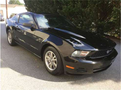 2010 Ford Mustang V6 5spd*COME TEST DRIVE*WE FINANCE!*CALL NOW!* for sale in Hickory, NC
