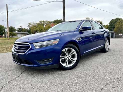 2014 Ford Taurus SEL AWD Sedan - - by dealer - vehicle for sale in Shawnee, MO