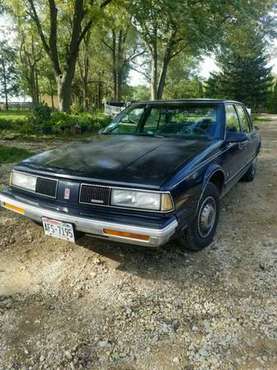 1989 Oldsmobile Delta 88 Royale Brougham for sale in Beloit, WI