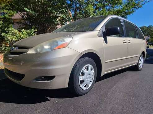2008 Toyota Sienna CE 120K Clean Title Clean Carfax for sale in Duluth, GA