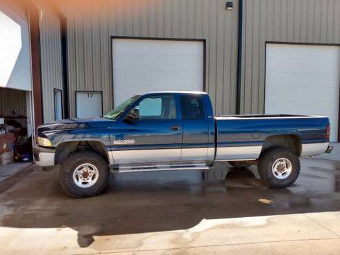 2001 Dodge Ram 2500 4x4 - cars & trucks - by owner - vehicle... for sale in Wolfforth, TX