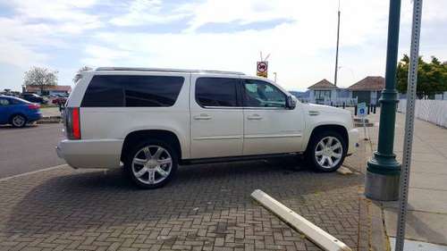2012 Cadillac Escalade ESV * Low miles* for sale in Bothell, WA
