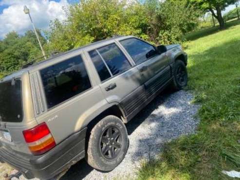 1997 Grand Jeep Cherokee Laredo 4 4 First 1000 00 gets the car and for sale in Winchester, VA